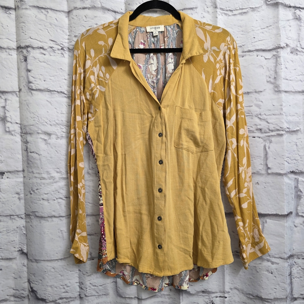 Women's Mustard Floral Button-Up Top Size Medium